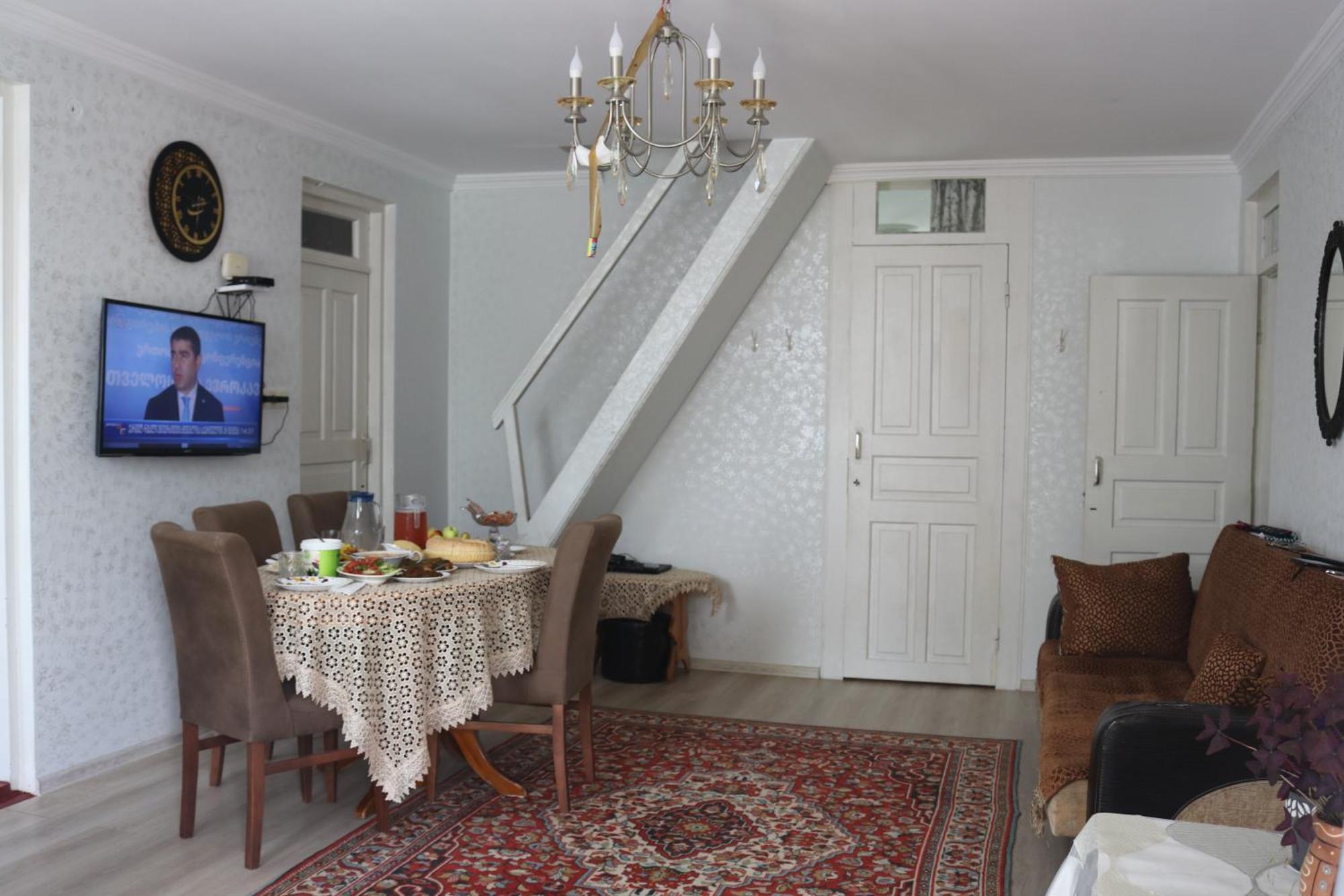 Armazi Hotell Khulo Exteriör bild